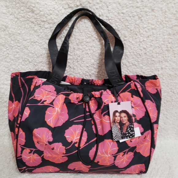 DVF for Target Geranium Leaf Pink/Black Tote Bag - Picture 2 of 10